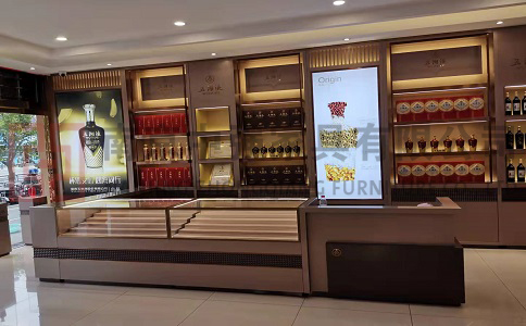 五湖液煙酒展柜案例